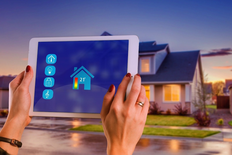 Smart home technology seasonal automation featuring programmable thermostats intelligent blinds and zone control systems optimizing winter heating summer cooling reducing energy bills automatically - InfoProds 2026